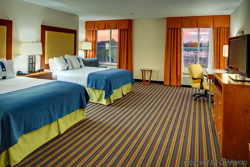 Delta Hotels By Marriott Colonial Heights Værelse billede